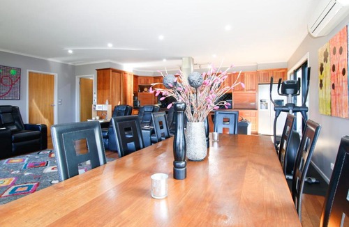 Warrnambool House | 'The Wetlands'