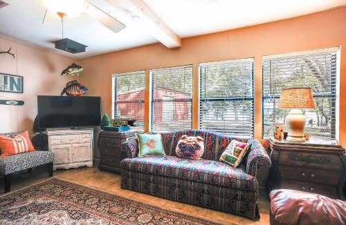 Trinity House | 'The Whacky Shack' Family Cabin w/Fire Pit!
