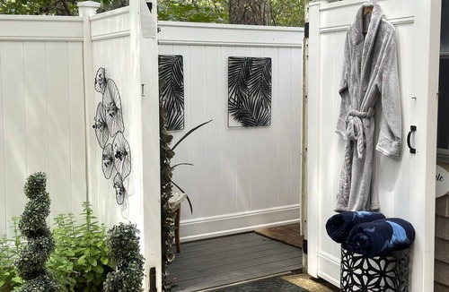 Eastham Cottage | 🐳 The Whale Song - Dog-Friendly Studio