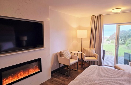 Gold Beach Hotel | The Whale Watching Inn