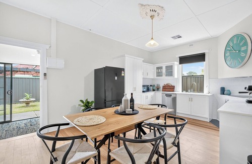 Goolwa House | The Wharf House Goolwa