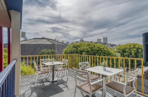 Fisherman's Wharf Hotel | The Wharf Inn