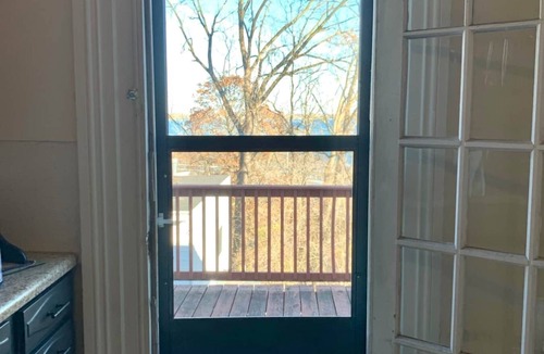 South Main Street Apartment | The Wheat House on Main (1ST Story Unit)