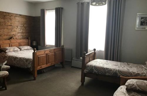 Salisbury House | The Wheatsheaf