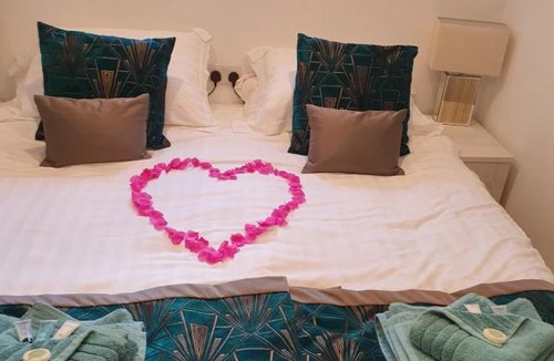 Atherstone Hotel | The Wheatsheaf Inn