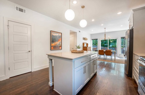 Fayetteville House | The Wheel Inn