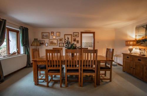 Hele House | The Wheelhouse at Hewish Mill