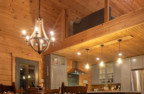 Colpoys Bay Ski Chalet | The Whiskey Harbour - Waterfront Luxury Listing