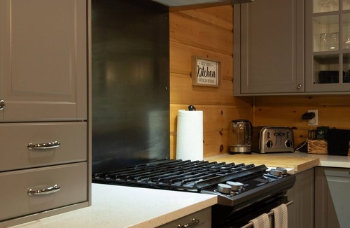 Colpoys Bay Ski Chalet | The Whiskey Harbour - Waterfront Luxury Listing