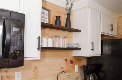 Milroy Cabin | The White Buffalo - Hartman Center