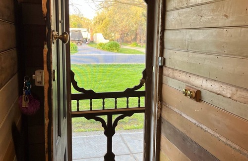 Avenel House | The White Cottage