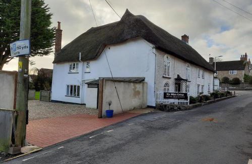 Colyton Bed & Breakfast | The White Cottage