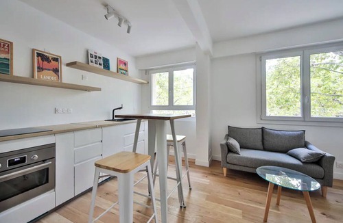 Croulebarbe Apartment | The White Dream -Cosy & bright- by Mon Petit Faré