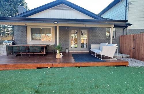 Northglenn House | The white gem