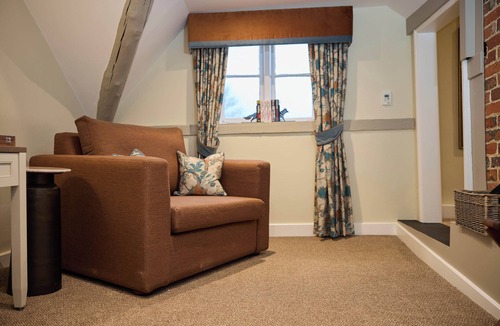 Ampthill Hotel | The White Hart