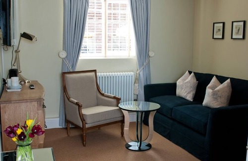 Nettlebed House | The White Hart