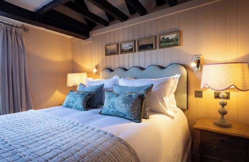 Lewes Hotel | The White Hart