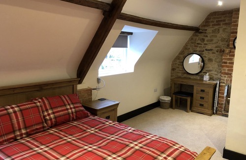 Sherington Hotel | The White Hart