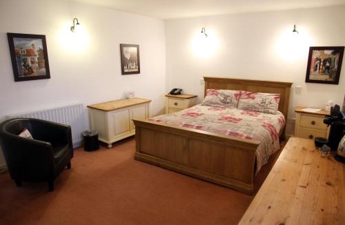 Sherington Hotel | The White Hart