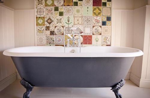 Somerton Hotel | The White Hart