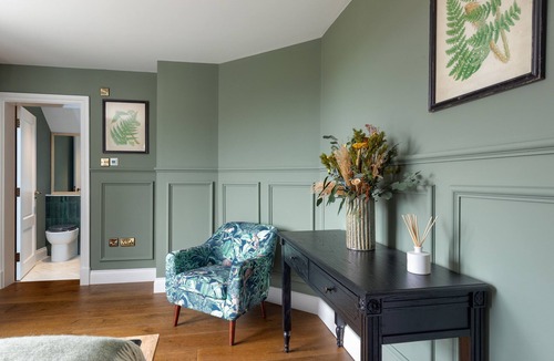 Wadhurst Hotel | The White Hart