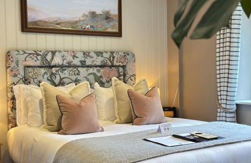 Chilgrove Hotel | The White Horse