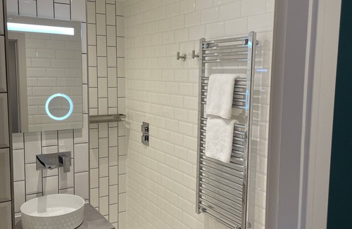 Cranswick Bed & Breakfast | The White Horse