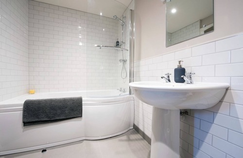 Heybridge Hotel | The White Horse