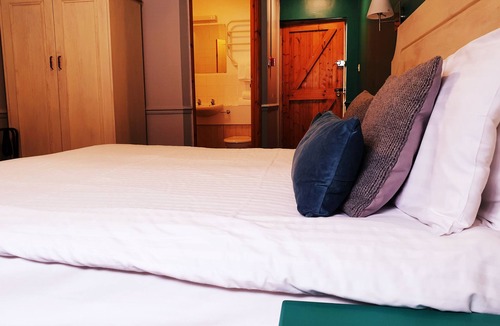 Cambridge Hotel | The White Horse Inn