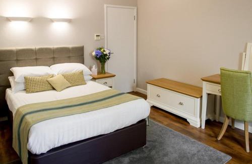 Stoke Ash House | The White Horse Inn