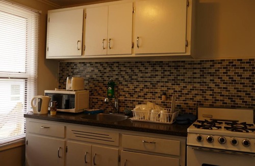North River Hotel | The White Horse Motel