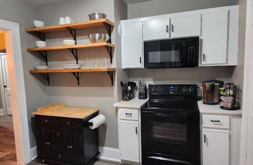 Midtown House | The White House 2 BR 1 BA