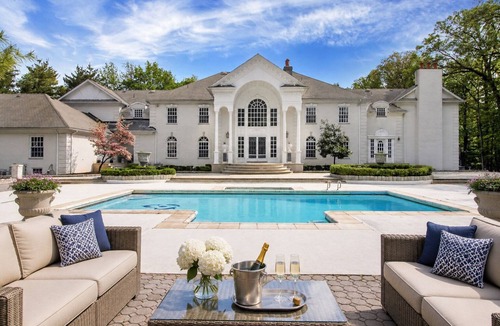 Livingston House | The White House at Livingston - World Cup Luxury Estate