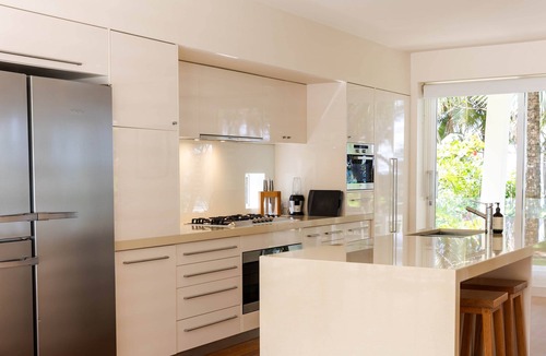 Mission Beach House | The White House - Mission Beach