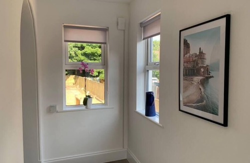 Reading Apartment | The White House by Select SA