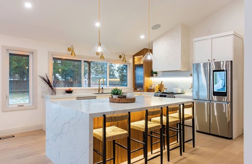 Caledonia House | The White House