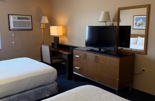 Aberdeen Hotel | The White House Inn