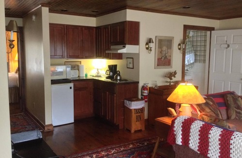 Cooperstown Bed & Breakfast | The White House Inn