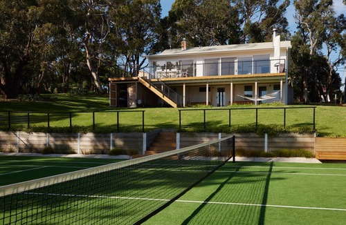 Lorne House | The White House - Lorne