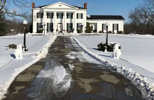 Cayuga Cottage | The White House Mansion