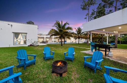 Princeton Villa | The White House of Miami ºPerfect for Families & Weekly Stays Close to Miami Beaches and the Keys West
