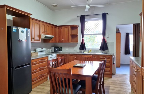 Dalrymple House | The White House, Stansbury