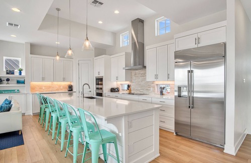 Port Aransas House | The White House | Private Pool, Ocean View!