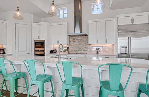 Port Aransas House | The White House | Private Pool, Ocean View!