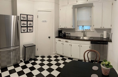 Sedalia House | The White House