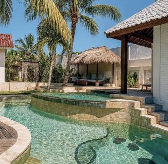 Gili Trawangan Villa | The White Key Luxury Villas