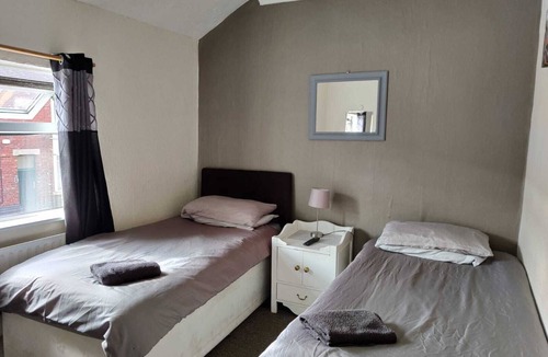 Grantham House | The White Lion