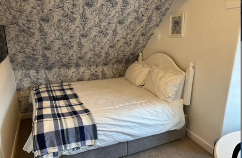 Bowness-on-Windermere House | The White Lodge