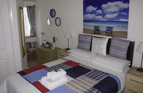 Great Yarmouth Bed & Breakfast | The White Lodge