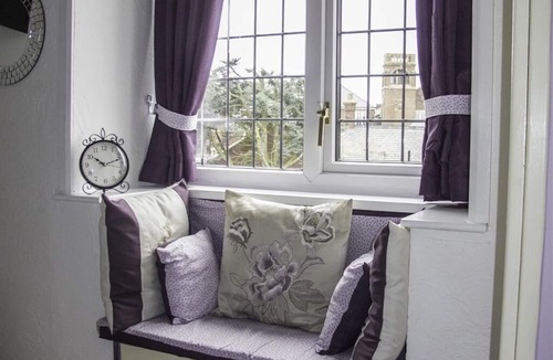 Great Yarmouth Bed & Breakfast | The White Lodge